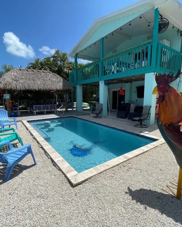 Anyone interested in renting a beautiful Keys home courtesy of Gem yachts message me $3700 for the week $9500 for the monthHome is already rented for July 1 - 31